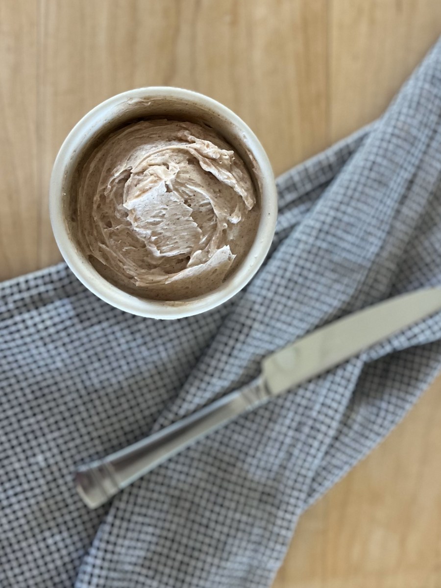 Texas Roadhouse Copycat&nbsp;Butter